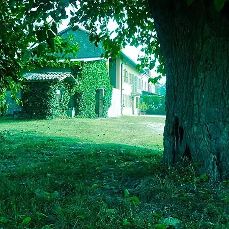 Cascina Bricchetto 3* Asti